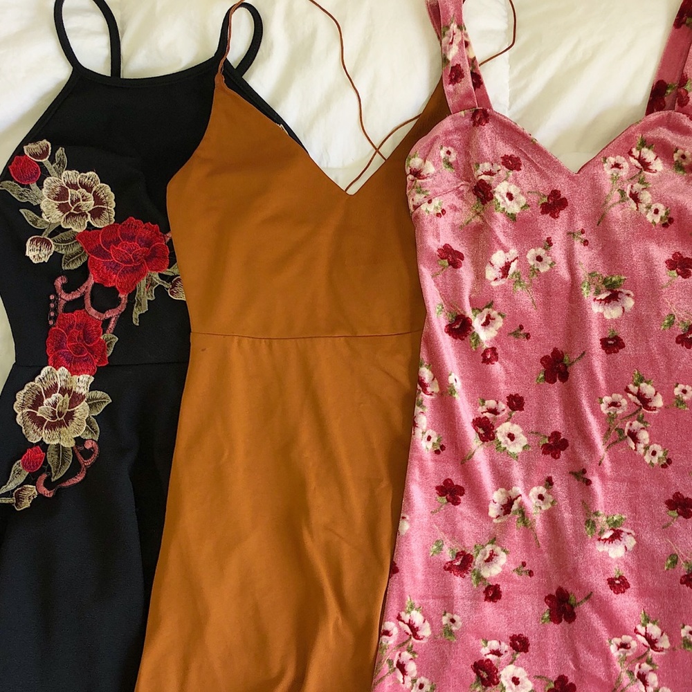 mini dress bundle !! (SOLD)